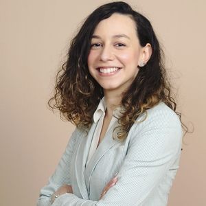 Meet your Posher, Nina